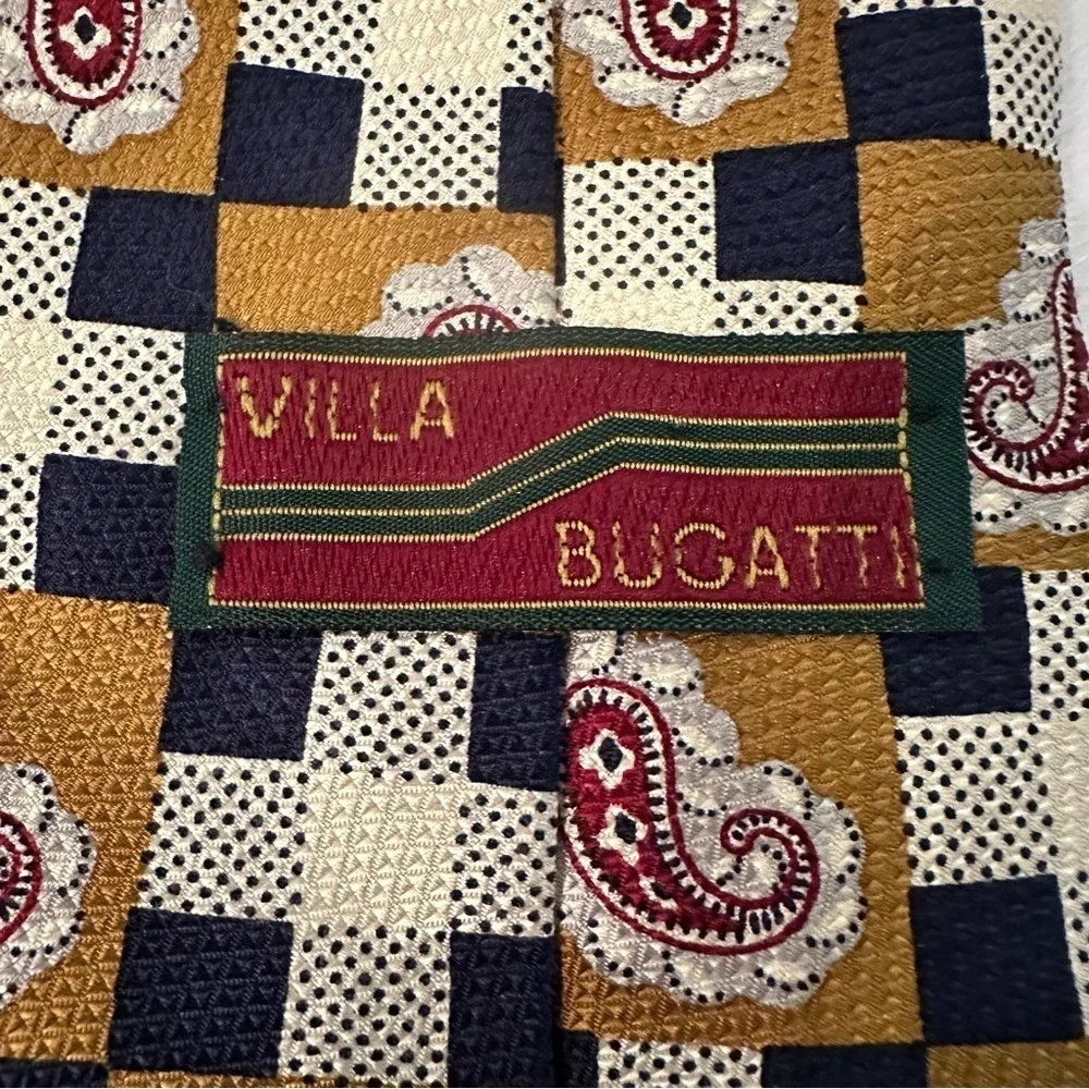 Vintage villa bugatti